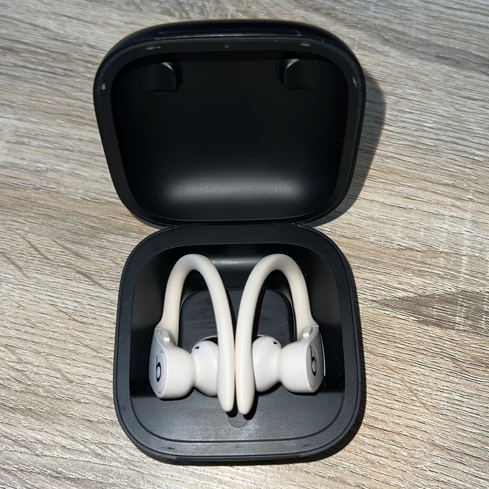 BEATS BY DRE, POWERBEATS PRO WIRELESS HEADPHONES